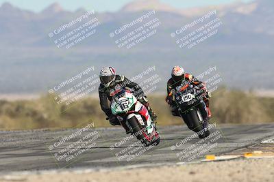 media/Dec-07-2025-CVMA (Sun) [[3e7d2de5dc]]/Race 8-Middleweight Shootout/